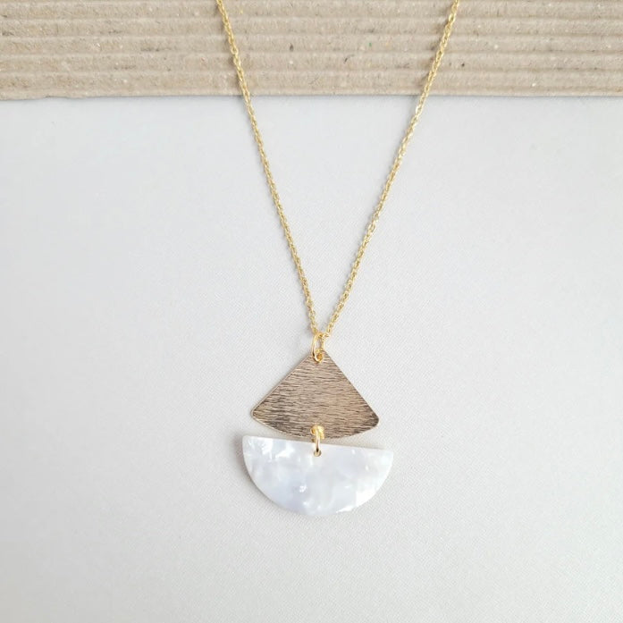 Ava Necklace-Pearl