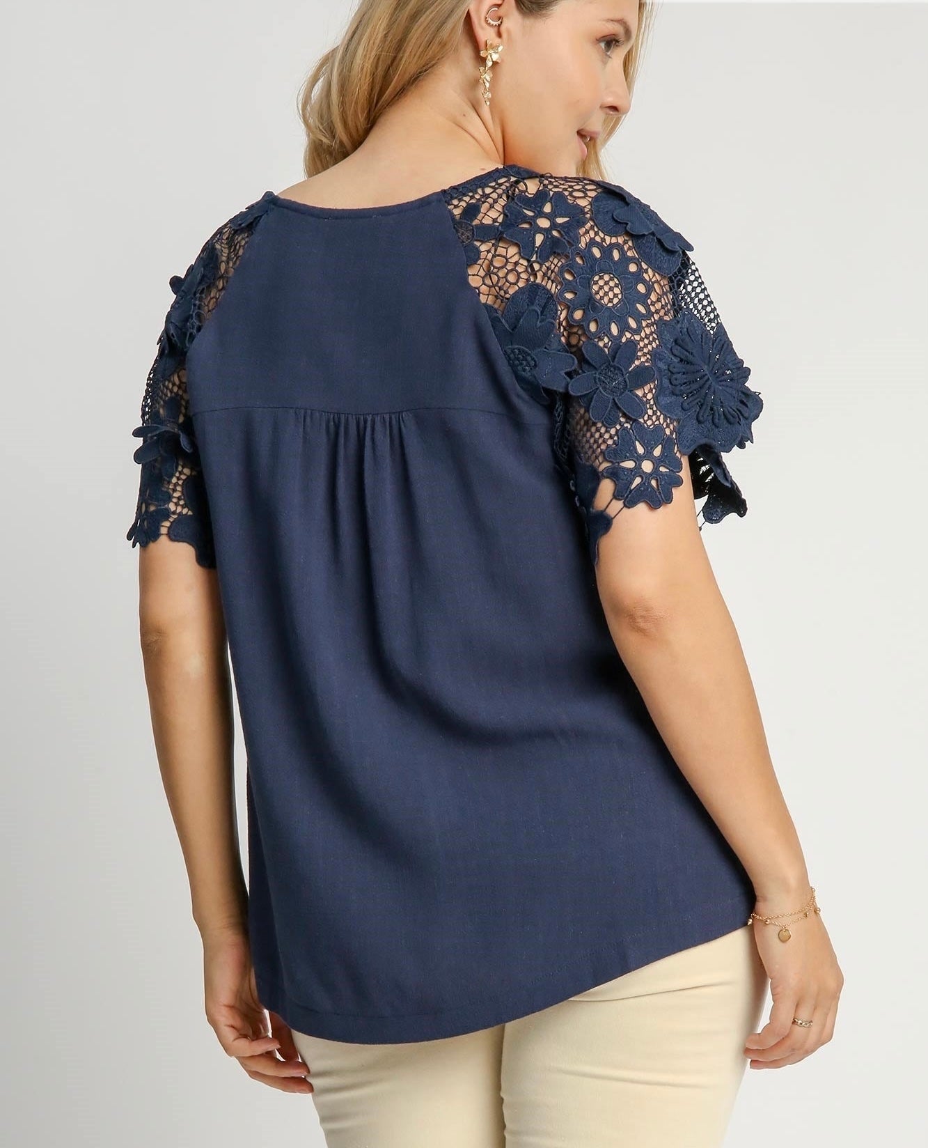 Flora Linen Top (XL-2XL)